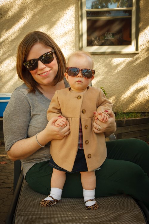 Showing off with mommy